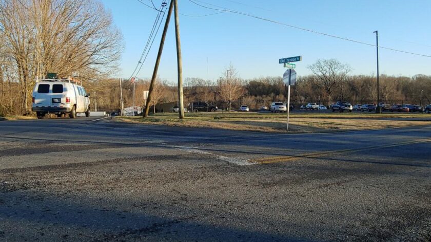 L&rsquo;intersection d&rsquo;Old Trenton Road a des voisins qui remettent en question la sécurité et appellent à des améliorations, jacquin couvreur